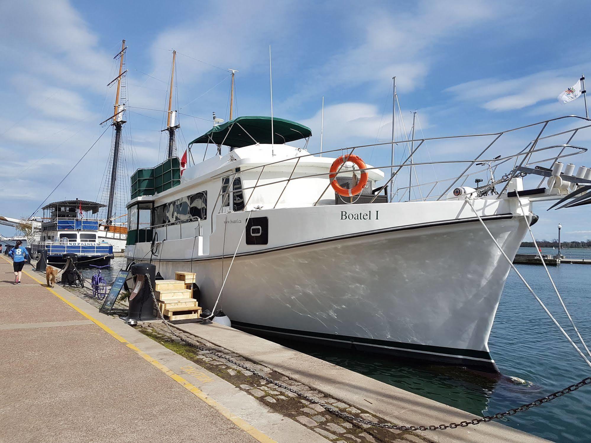 Bed and Breakfast Making Waves Boatel à Toronto Extérieur photo