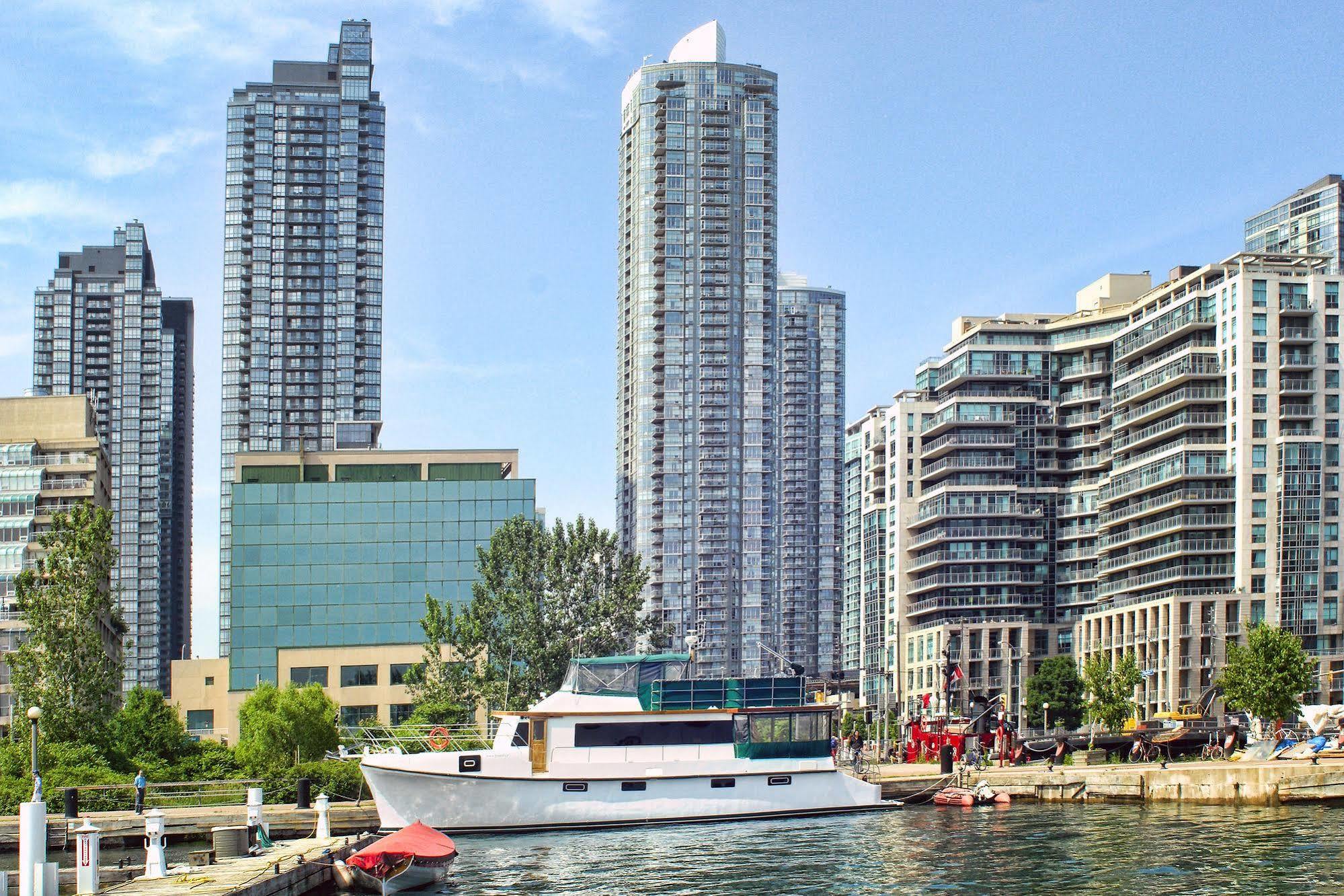 Bed and Breakfast Making Waves Boatel à Toronto Extérieur photo